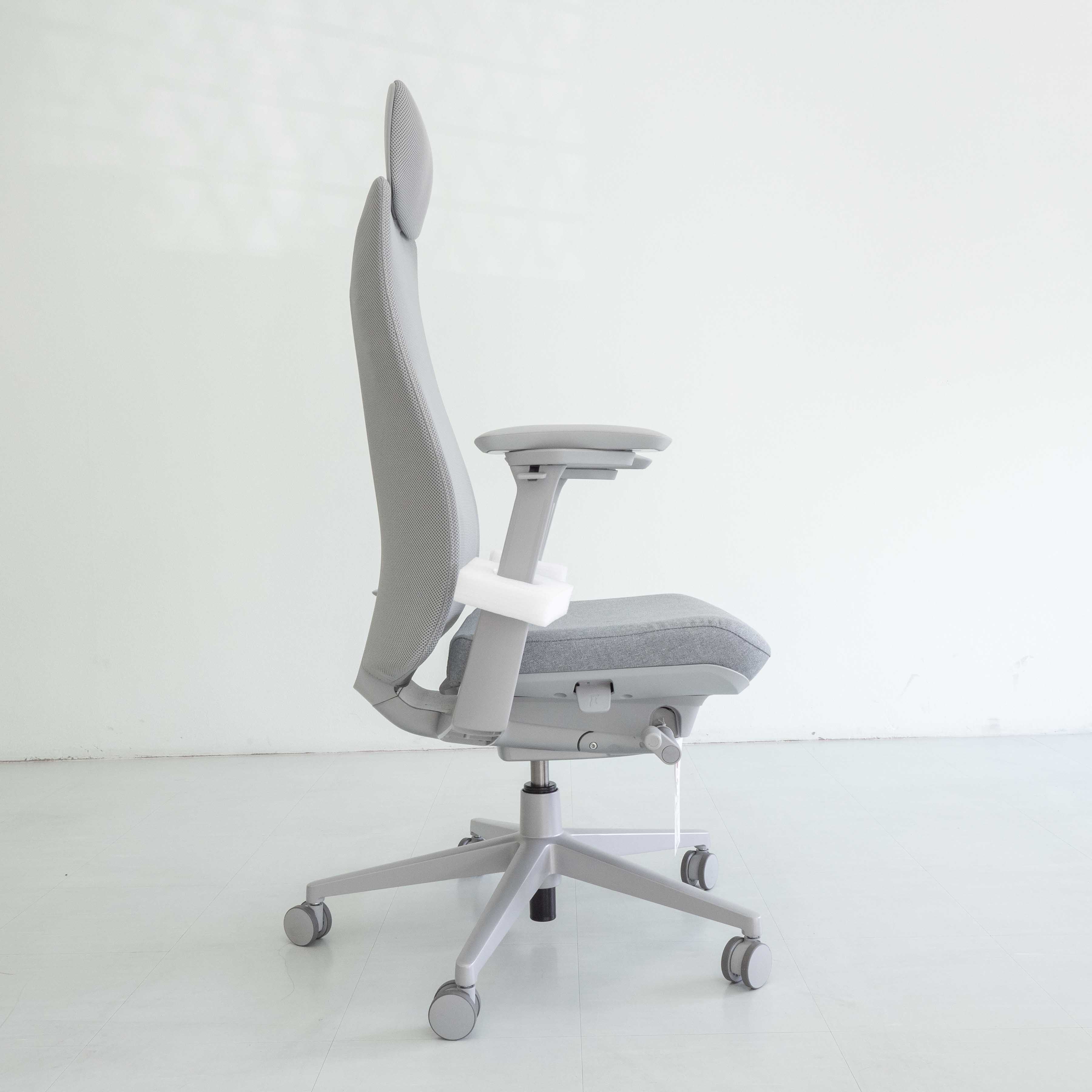 Haworth Fern Executive Chair – Grey