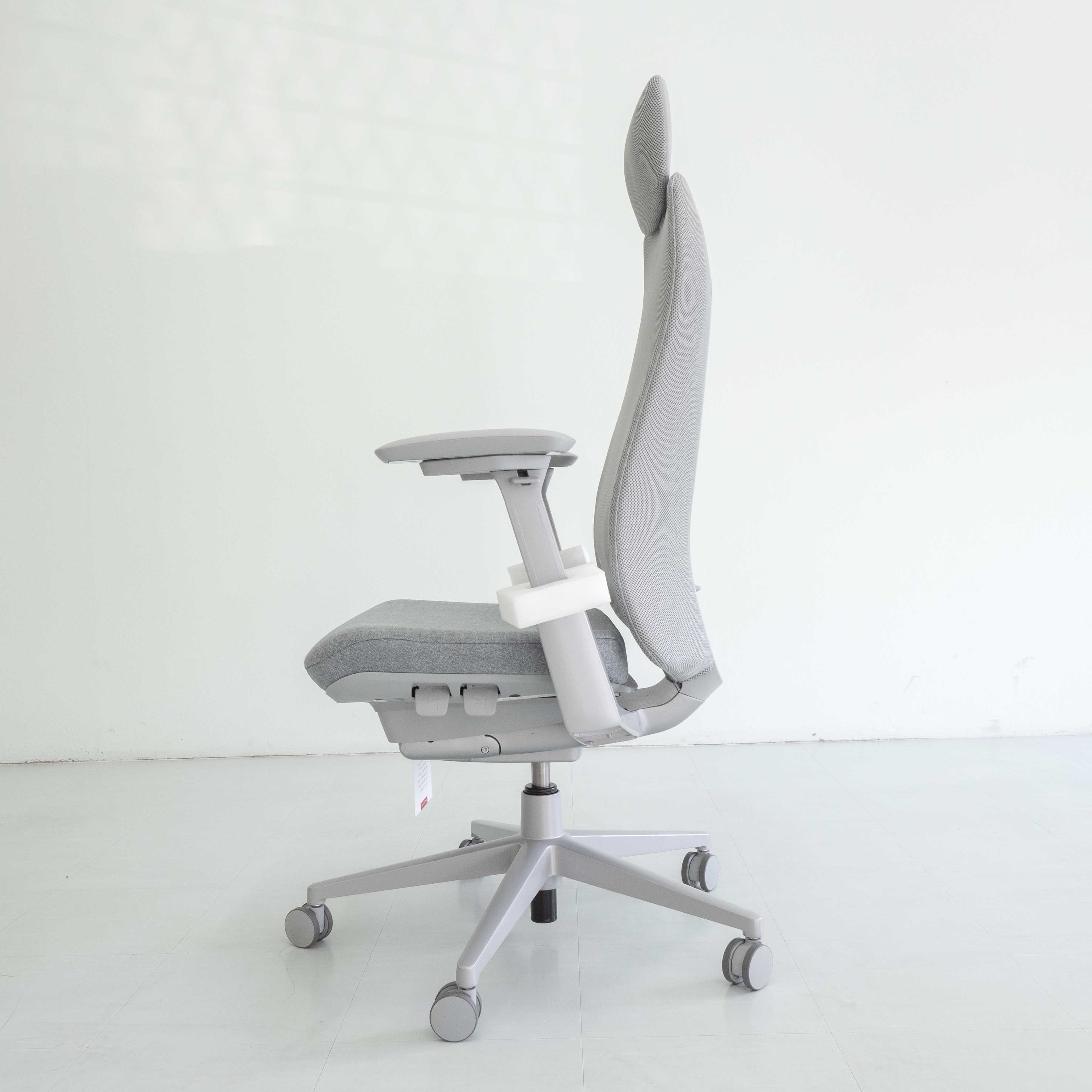 Haworth Fern Executive Chair – Grey