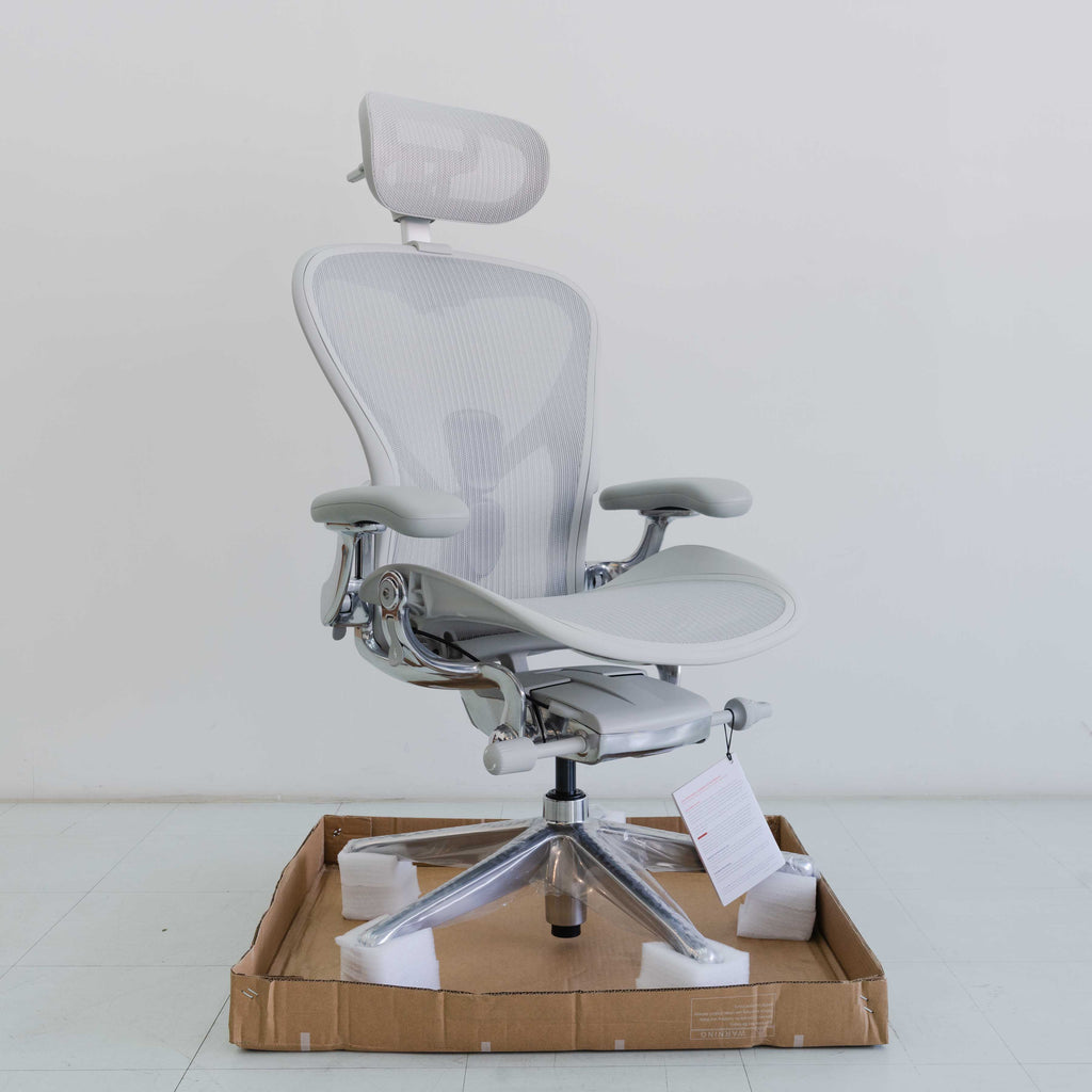 ที่รองศีรษะ Herman Miller Aeron Chair H6 จาก Engineered Now