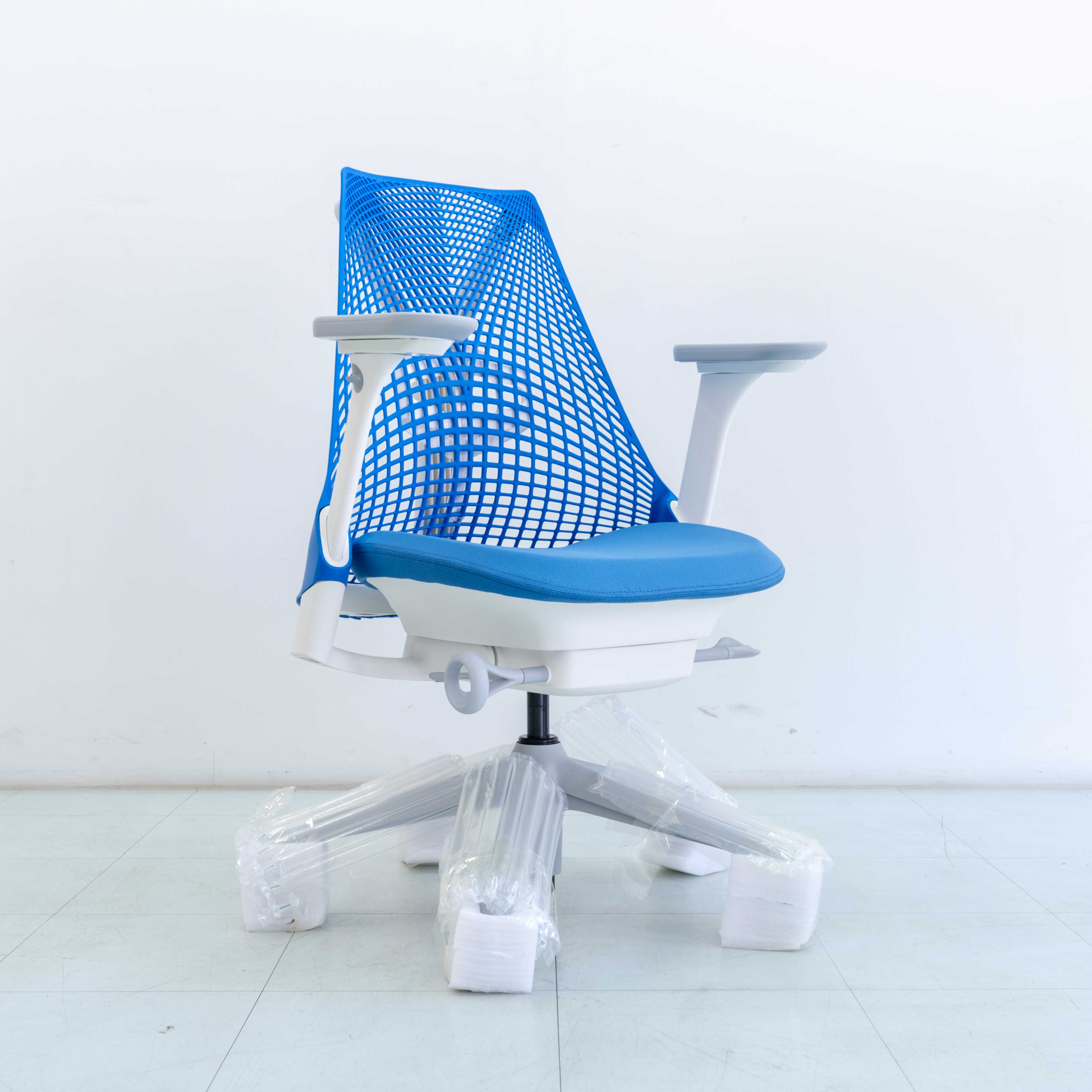 Herman Miller Sayl Chair – Blue | Full Option with Lumbar Support