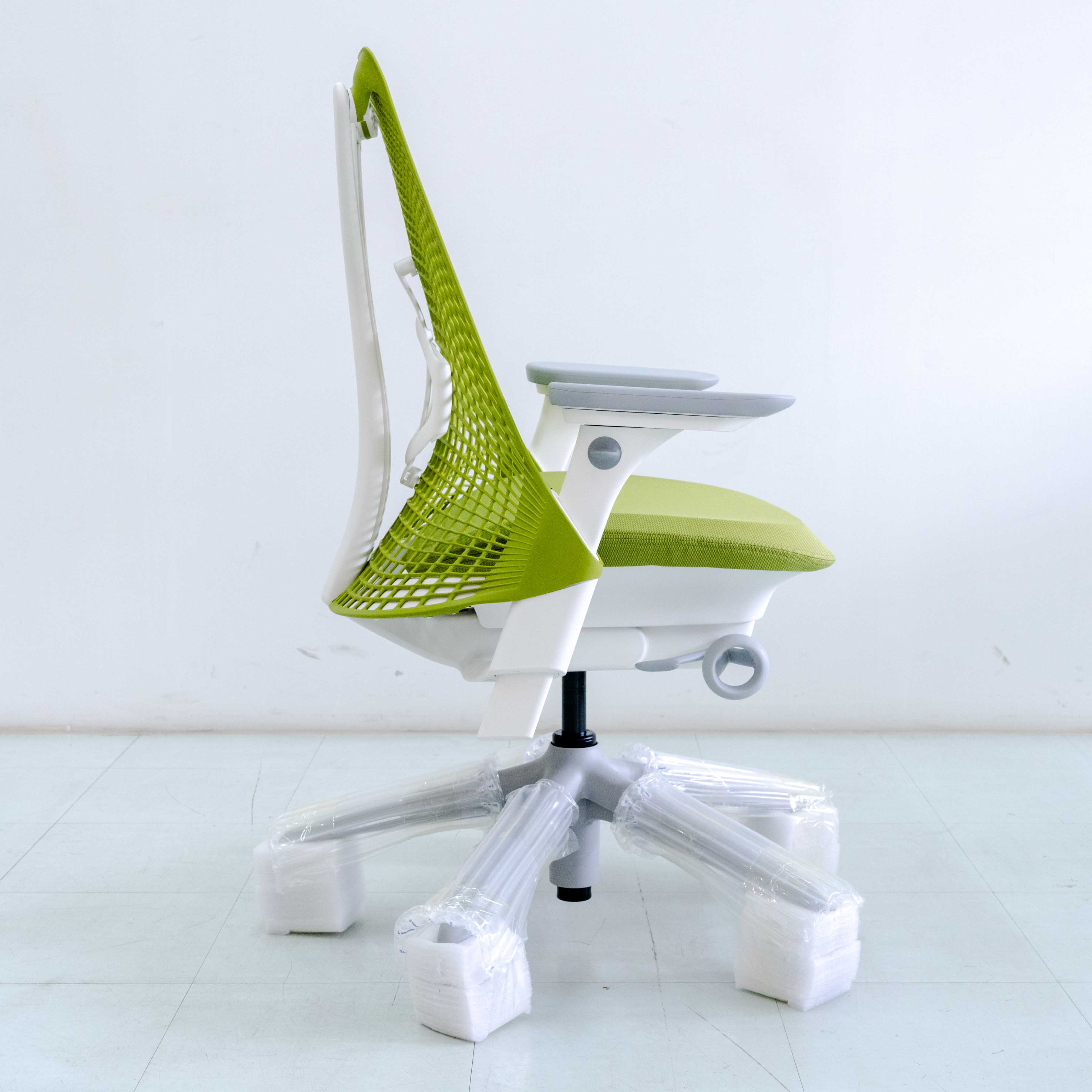 Herman Miller Sayl Chair – Green | Full Option with Lumbar Support