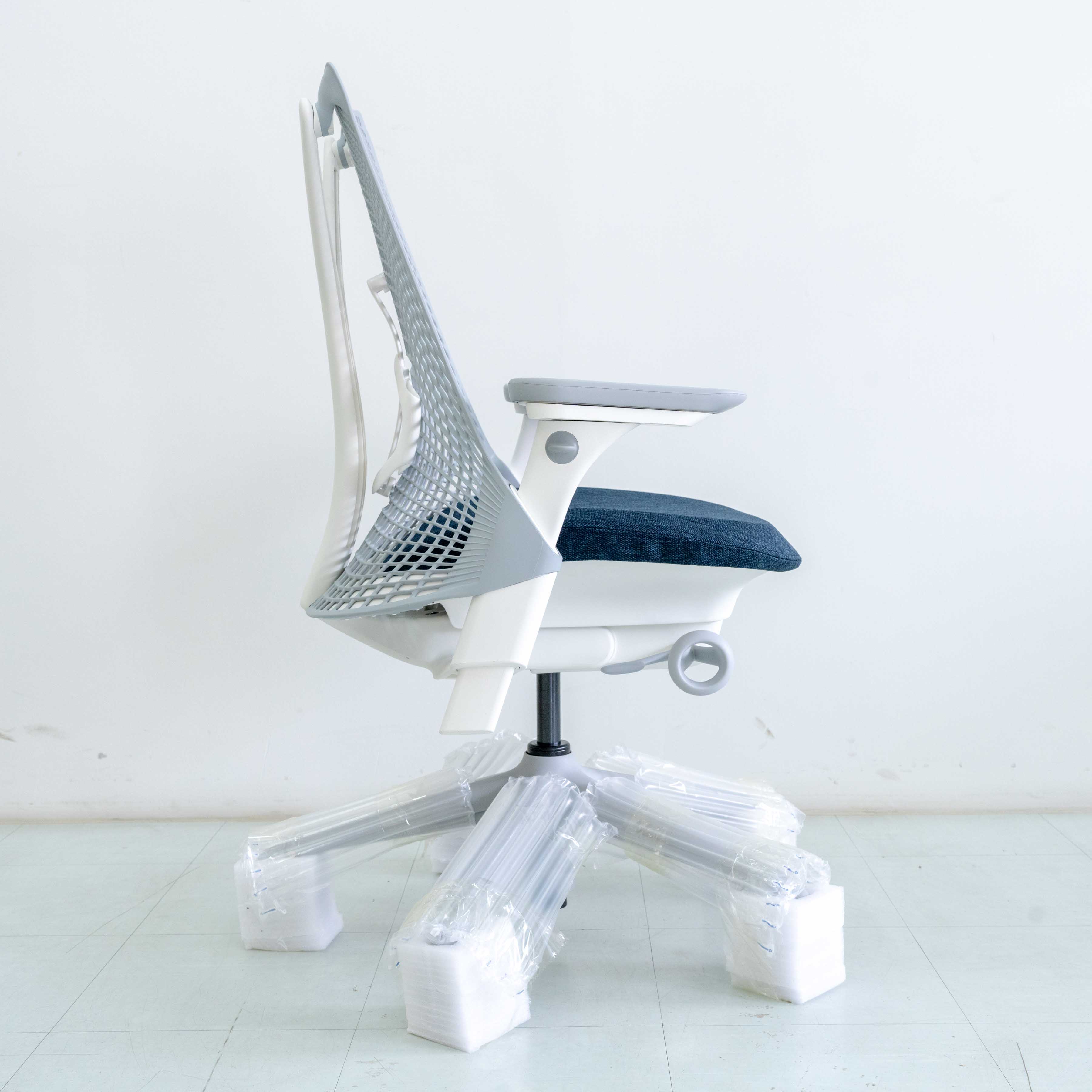 Herman Miller Sayl Chair – Metaphor Electricity Edition | Full Option with Lumbar Support
