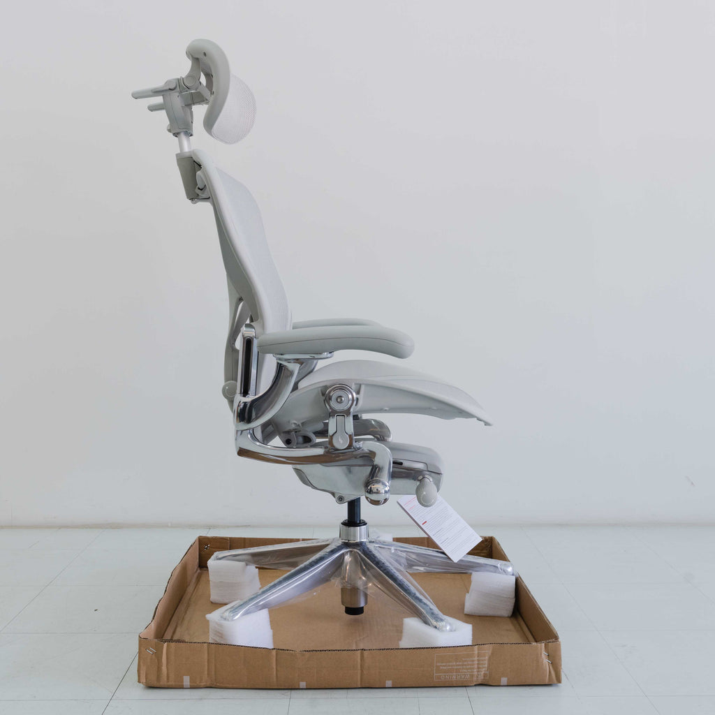 ที่รองศีรษะ Herman Miller Aeron Chair H6 จาก Engineered Now