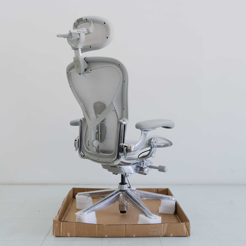 ที่รองศีรษะ Herman Miller Aeron Chair H6 จาก Engineered Now