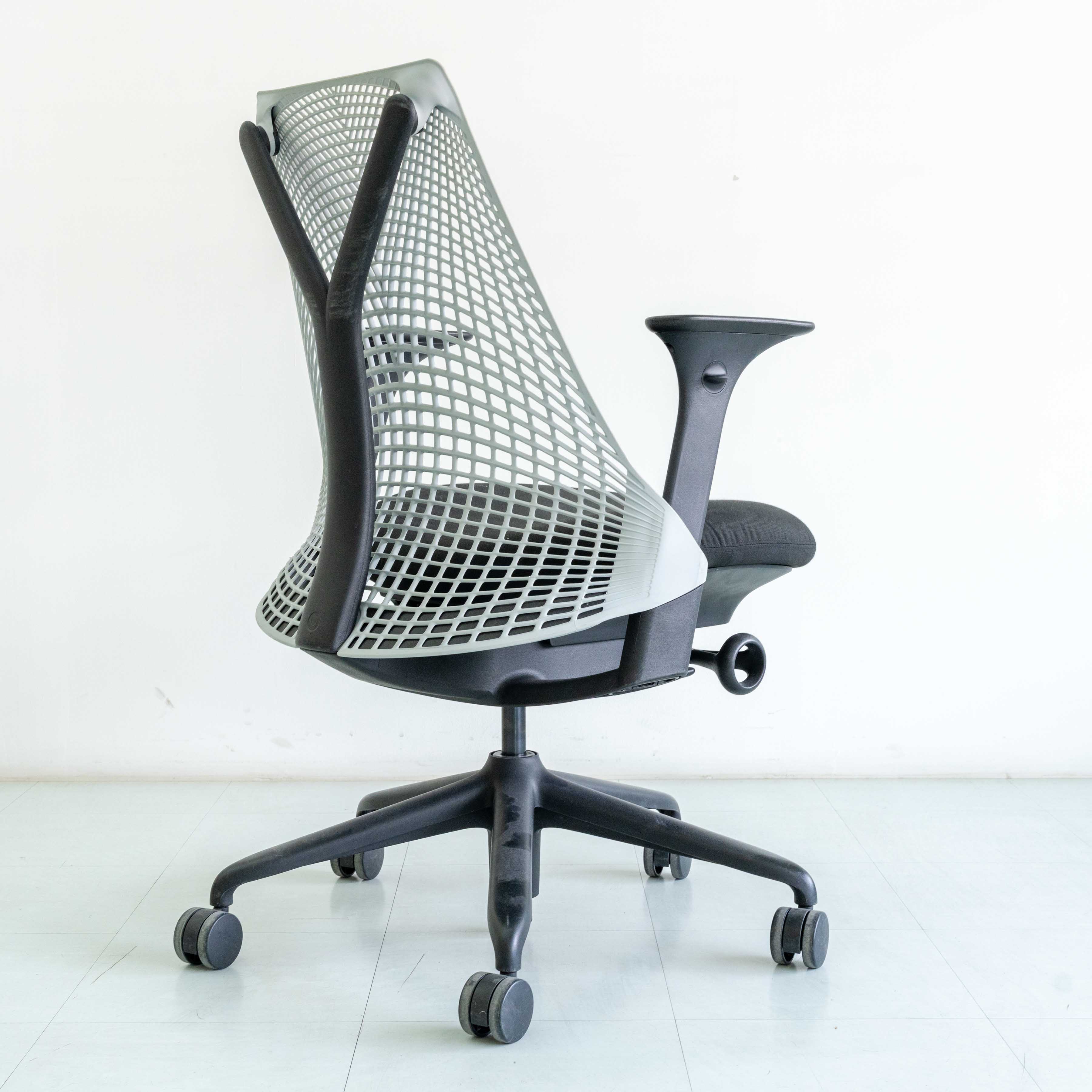 Used Herman Miller Sayl Chair – Fog | Basic Option (Fixed Tilt)