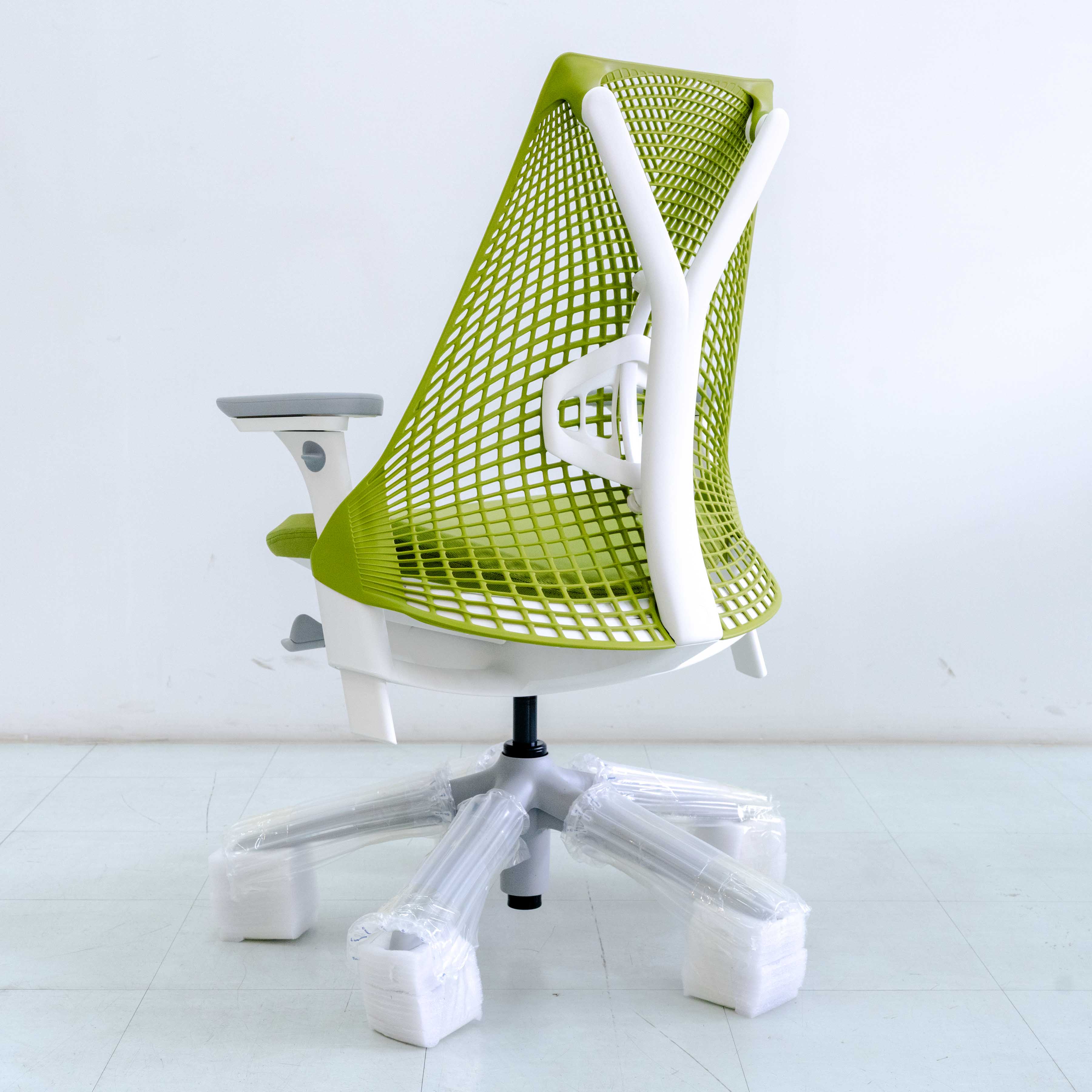 Herman Miller Sayl Chair – Green | Full Option with Lumbar Support