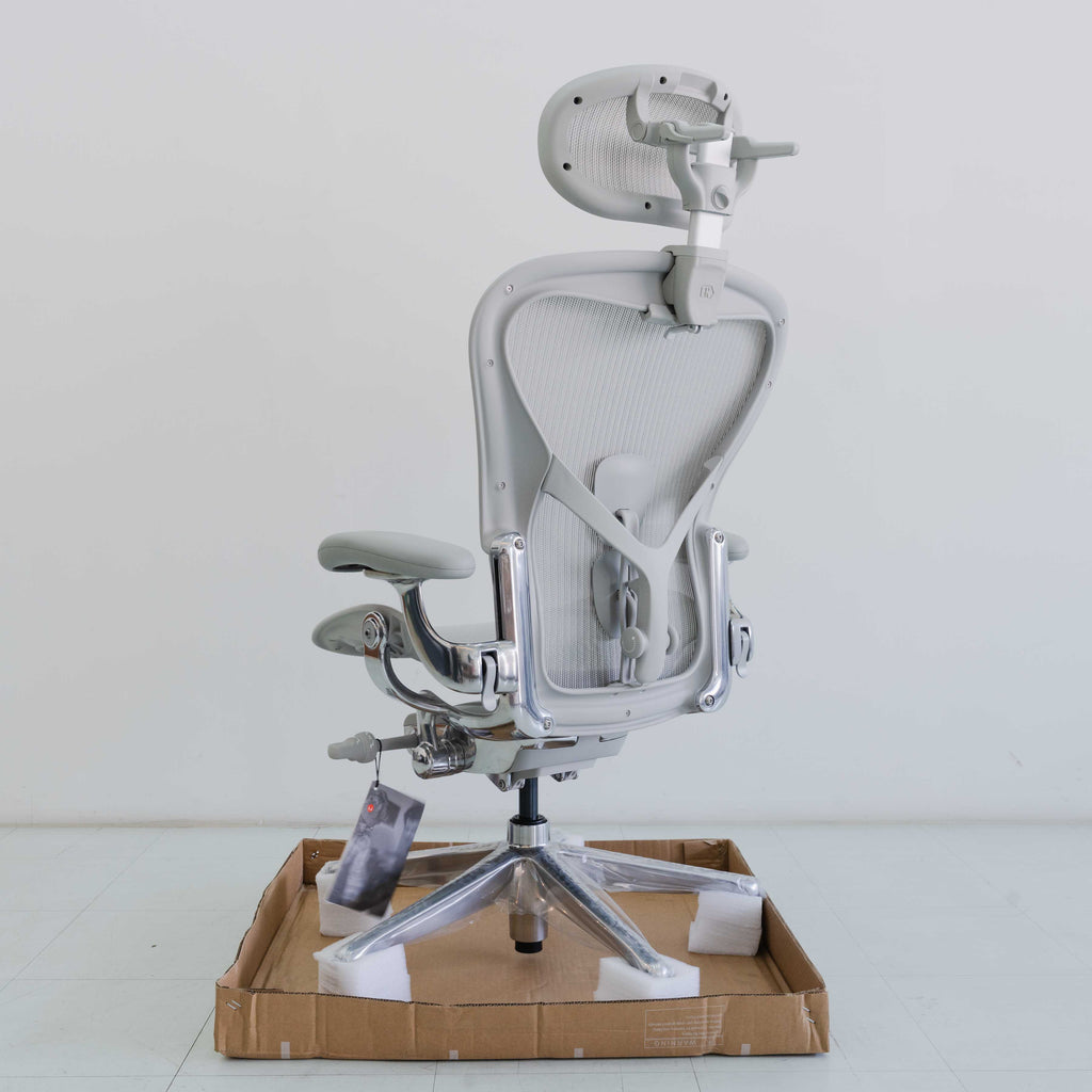 ที่รองศีรษะ Herman Miller Aeron Chair H6 จาก Engineered Now