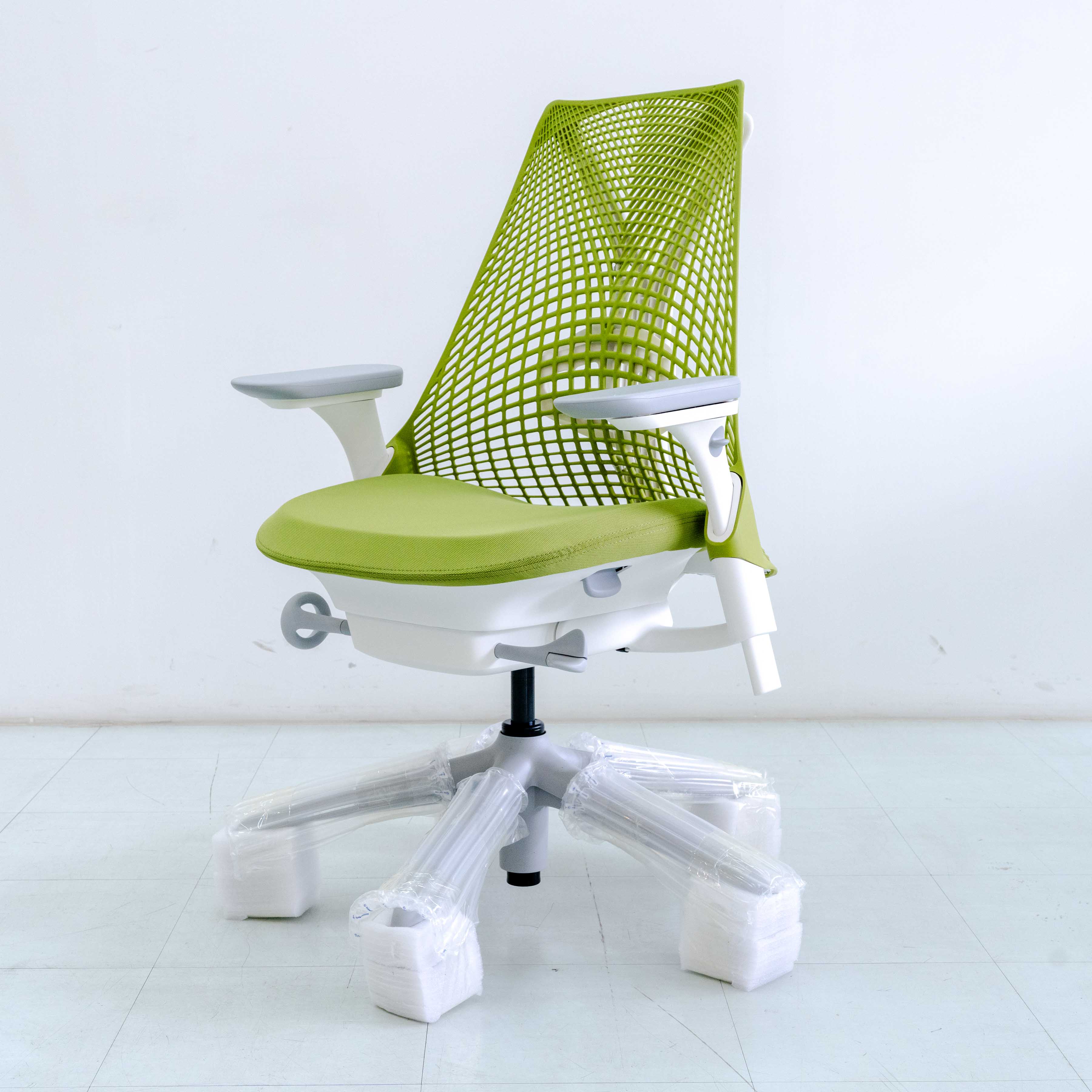 Herman Miller Sayl Chair – Green | Full Option with Lumbar Support