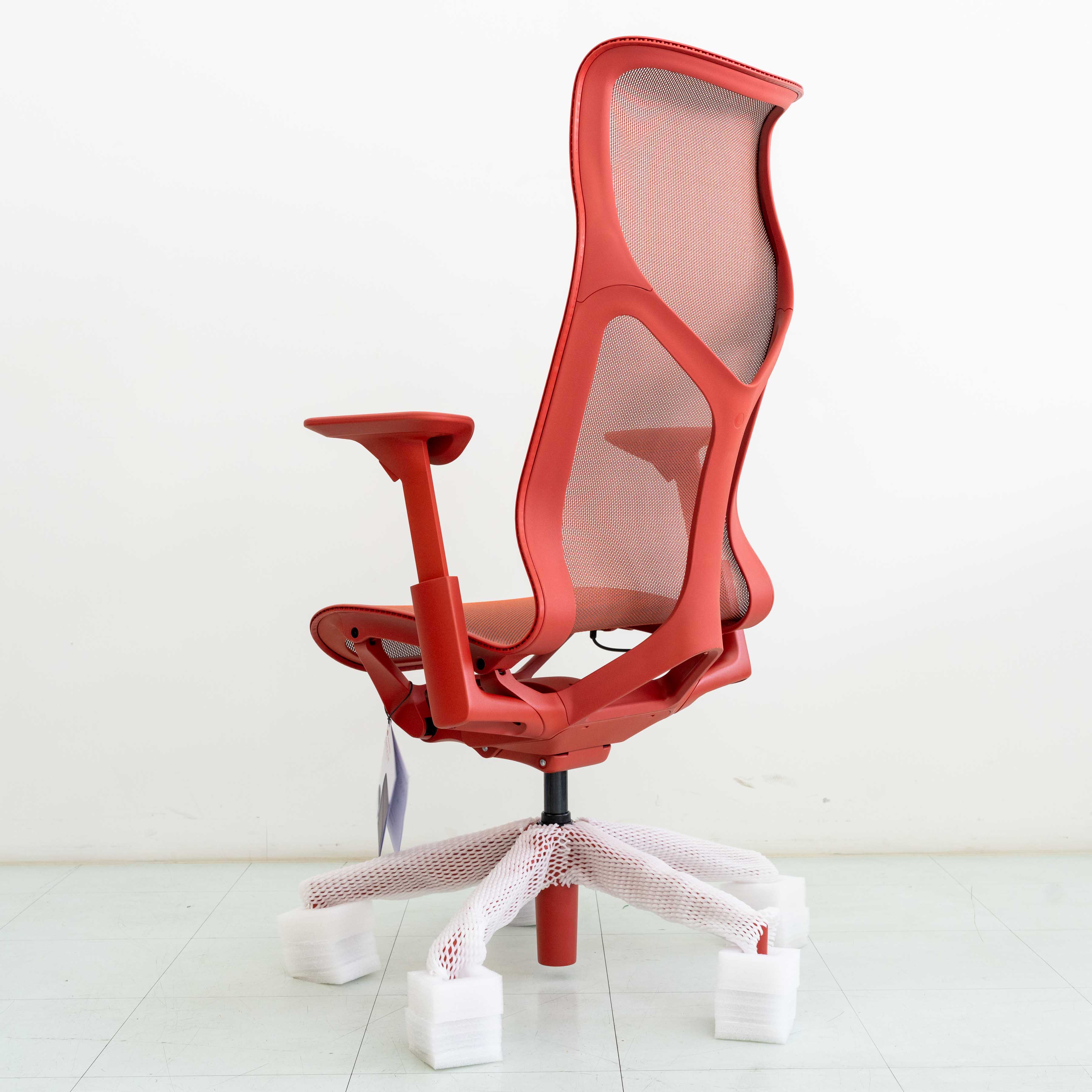 Herman Miller COSM Highback – Canyon | Adjustable Armrest
