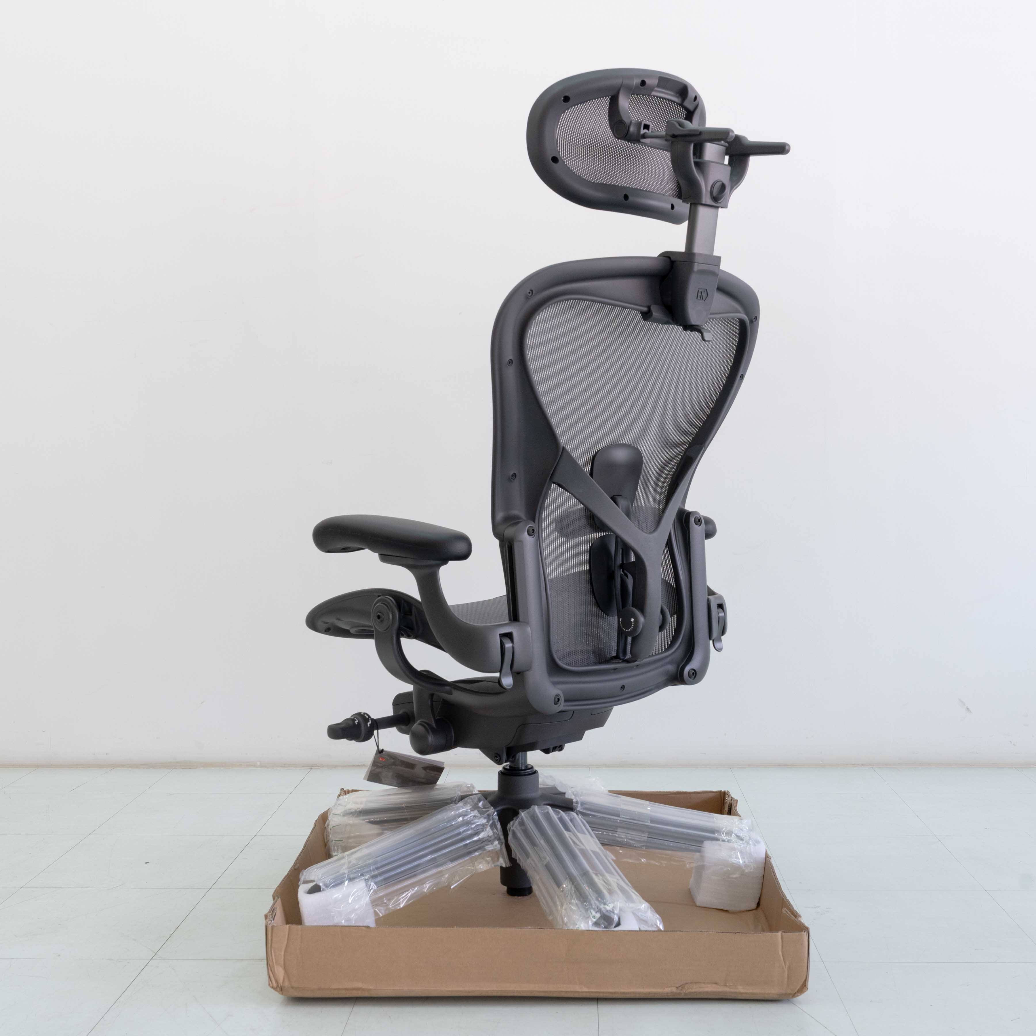 ที่รองศีรษะ Herman Miller Aeron Chair H6 จาก Engineered Now