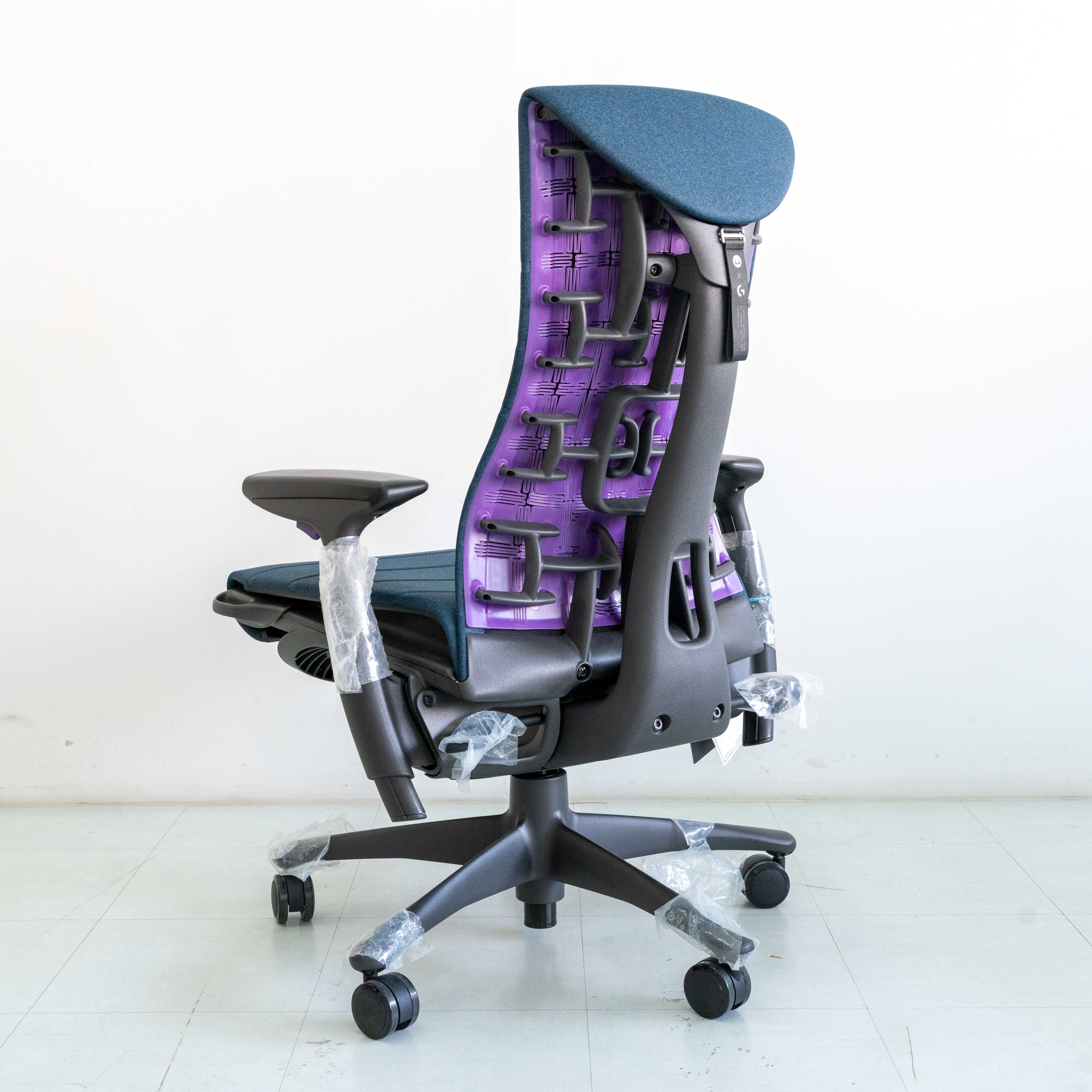 Herman Miller Embody x Logitech G Gaming Chair – Nova