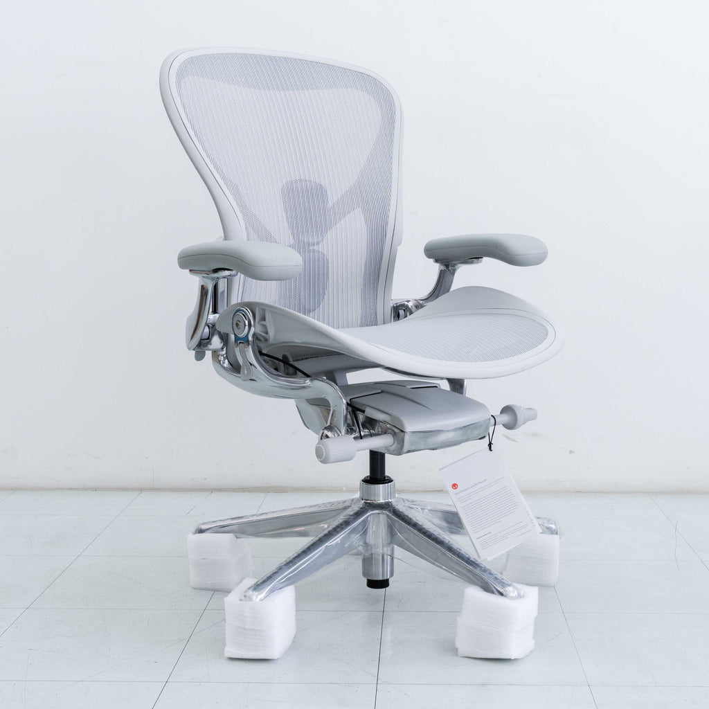 Herman Miller Remastered Aeron Chair – Mineral | Aluminium Frame