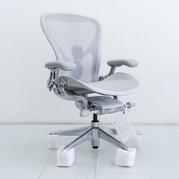 Herman Miller Remastered Aeron Chair – Mineral | Aluminium Frame