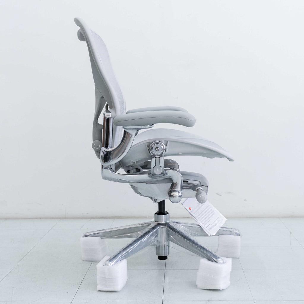 Herman Miller Remastered Aeron Chair – Mineral | Aluminium Frame