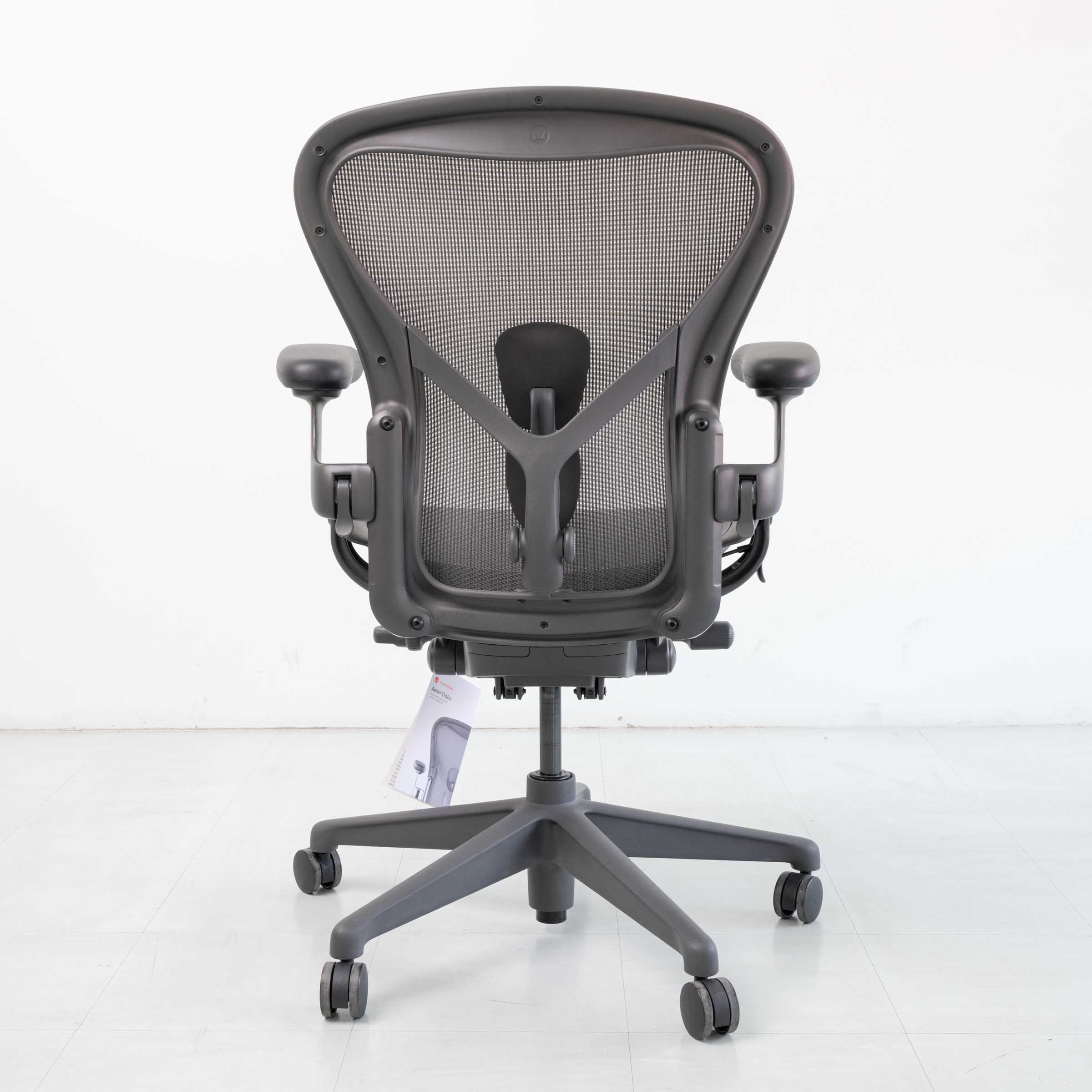 Herman Miller Remastered Aeron Chair – Graphite | Nylon Frame