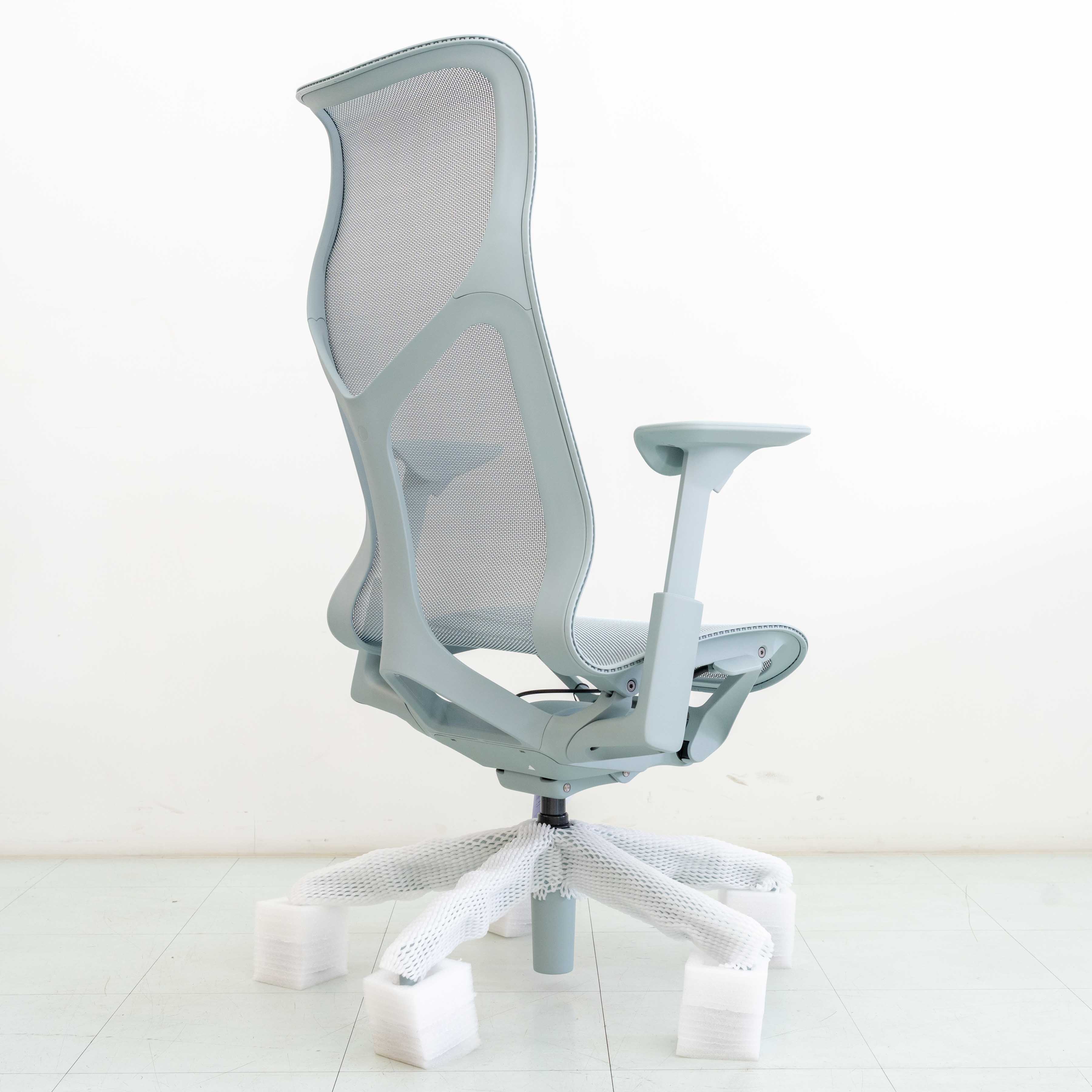 Herman Miller COSM Highback – Glacier | Adjustable Armrest