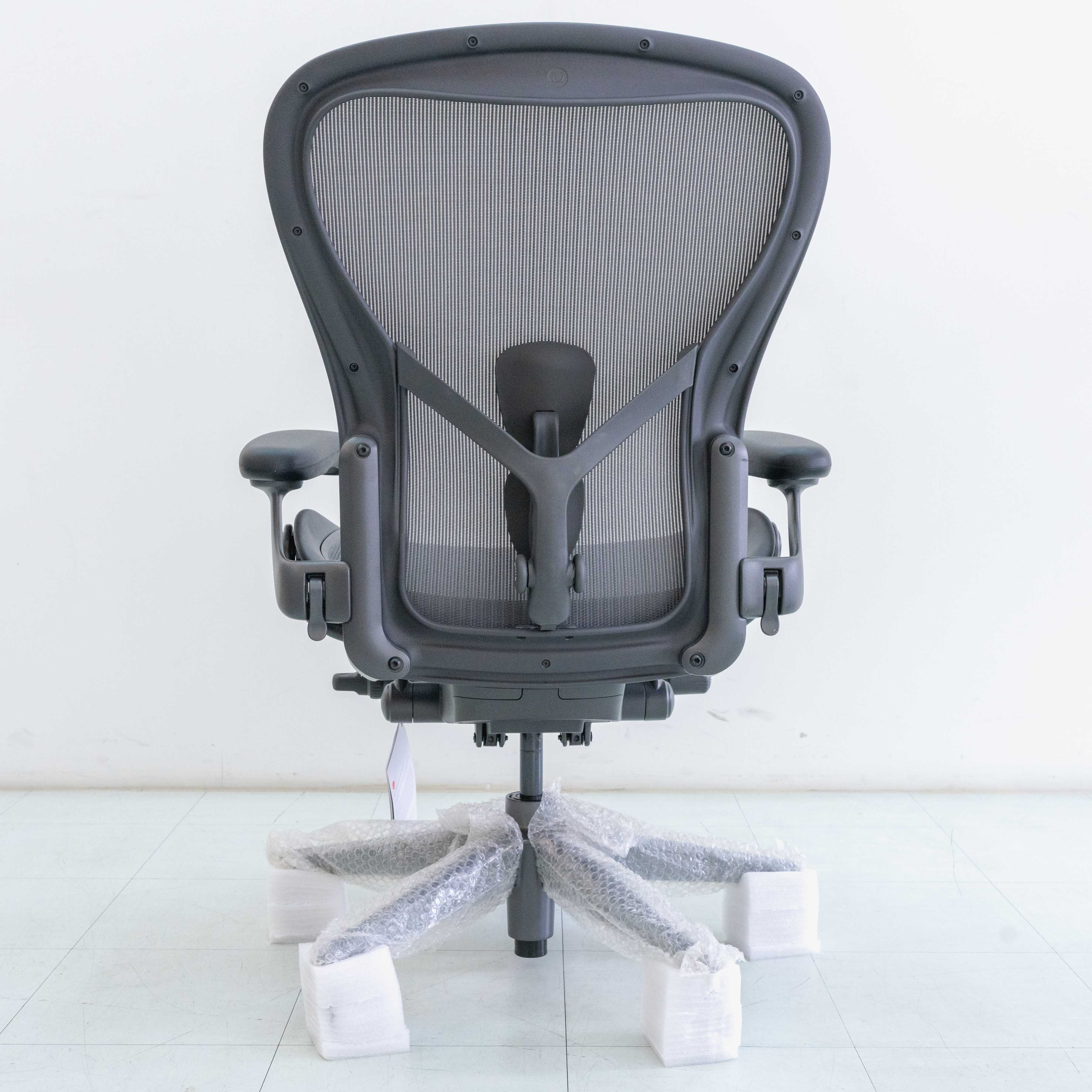 Herman Miller Remastered Aeron Chair – Graphite | Steel Frame
