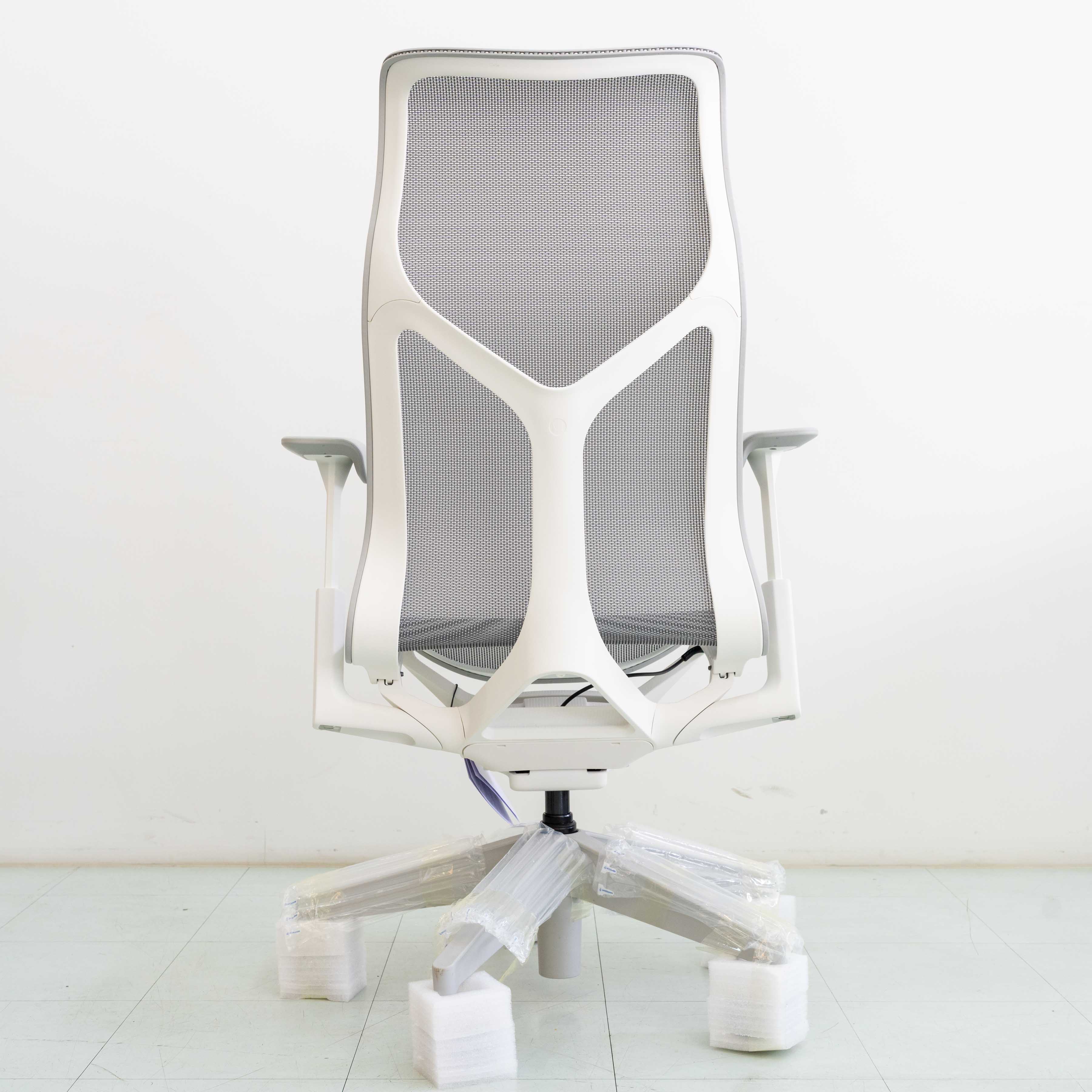 Herman Miller COSM Highback – Mineral | Adjustable Armrest