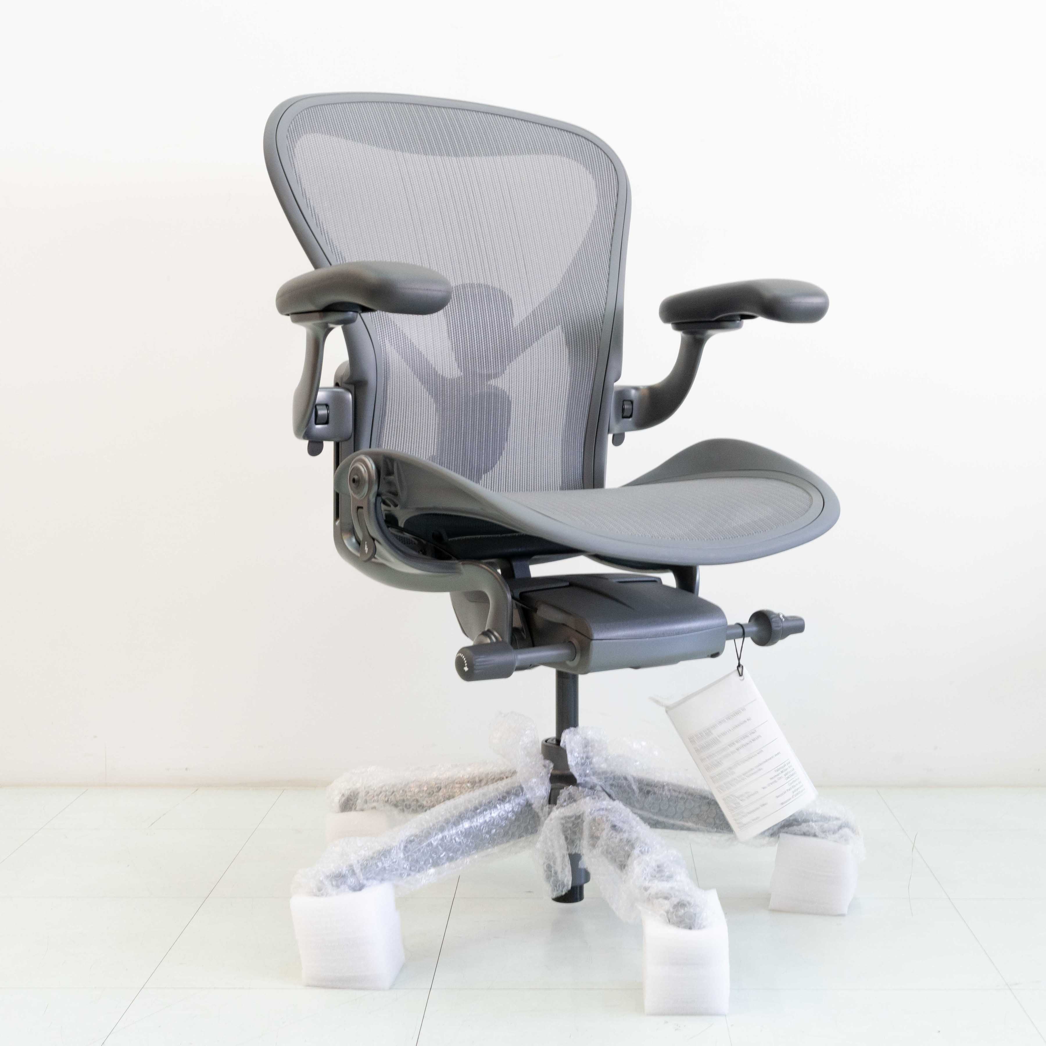 Herman Miller Remastered Aeron Chair – Carbon | Steel Frame