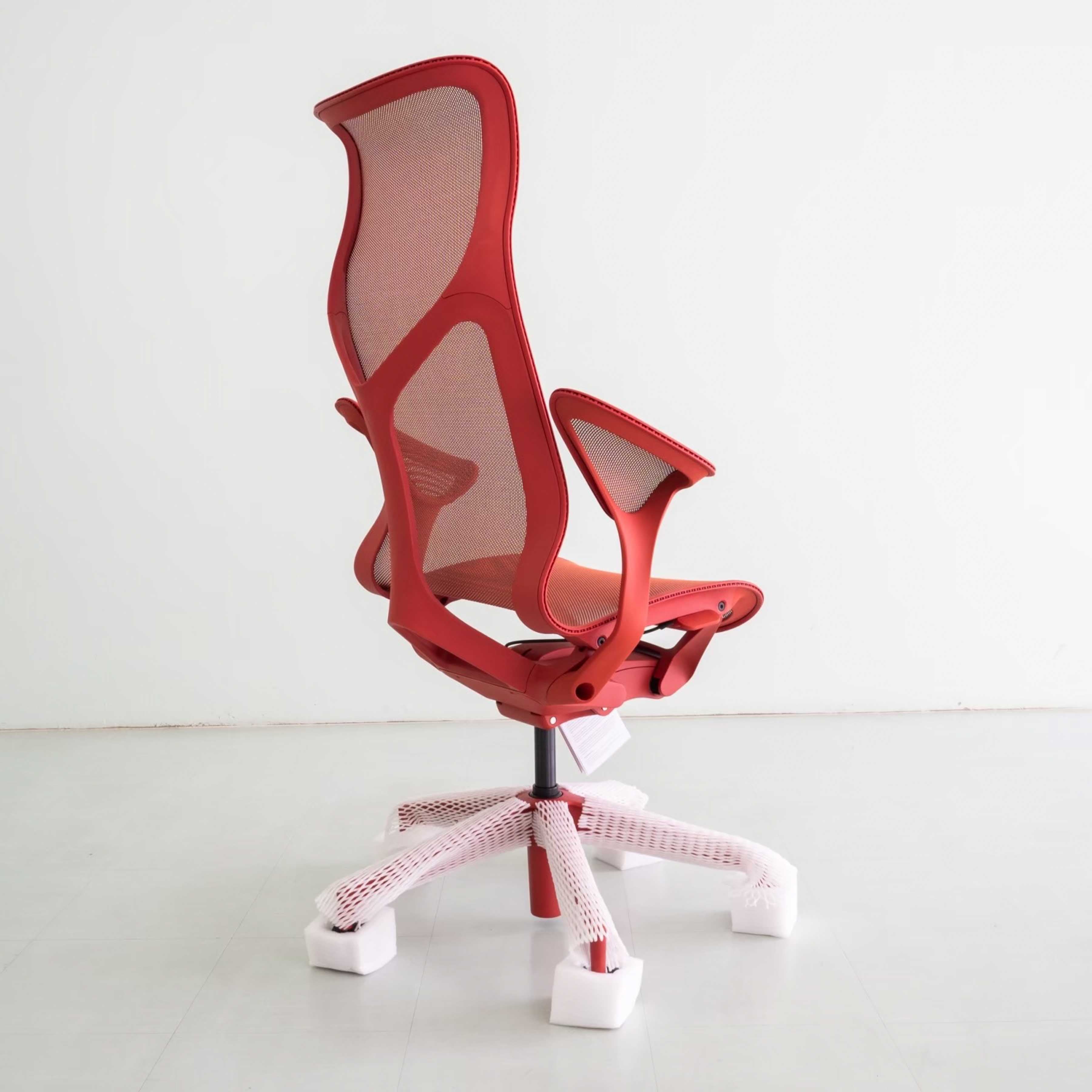 Herman Miller COSM Highback Chair – Canyon | Leaf Arm