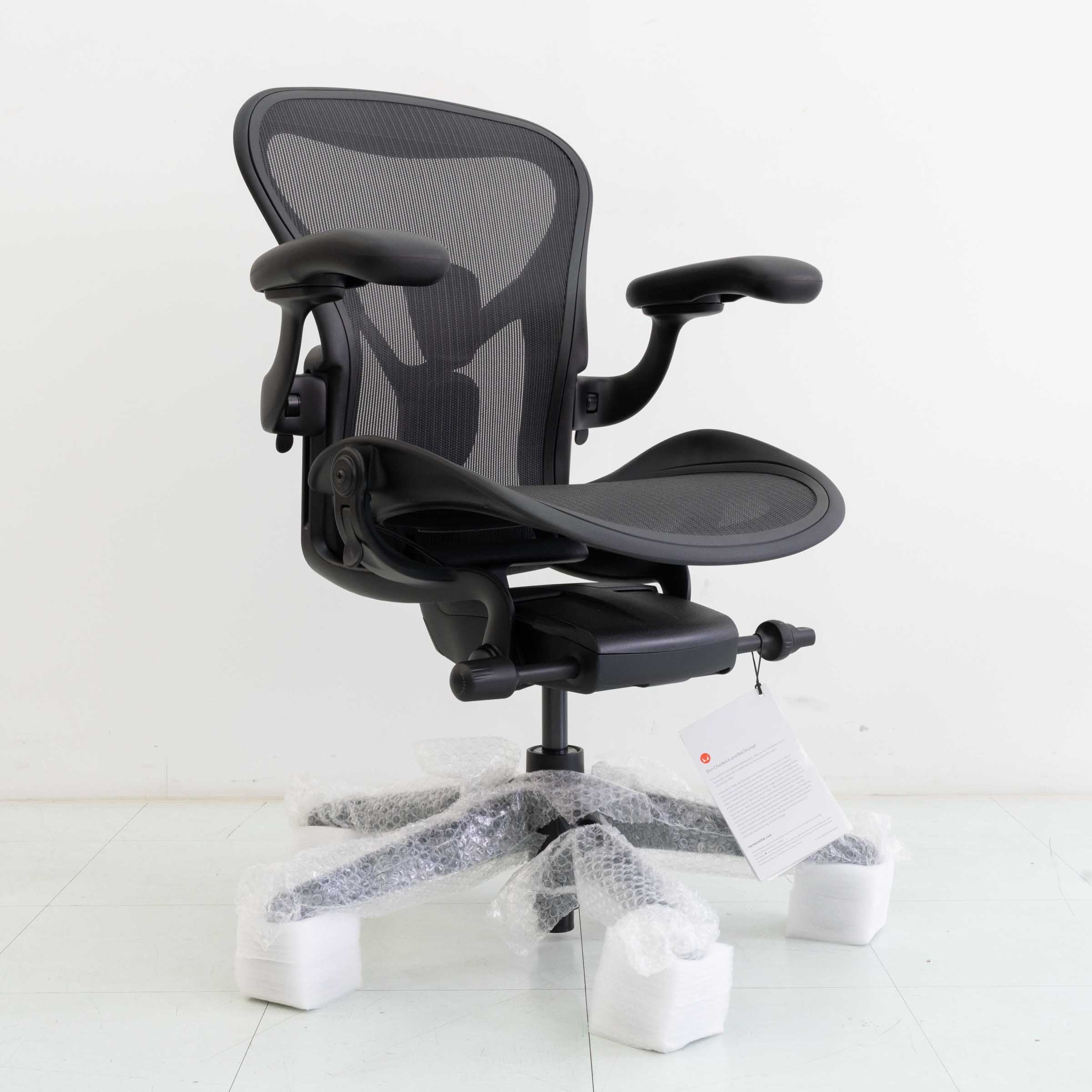 Herman Miller Remastered Aeron Chair – Onyx | Steel Frame